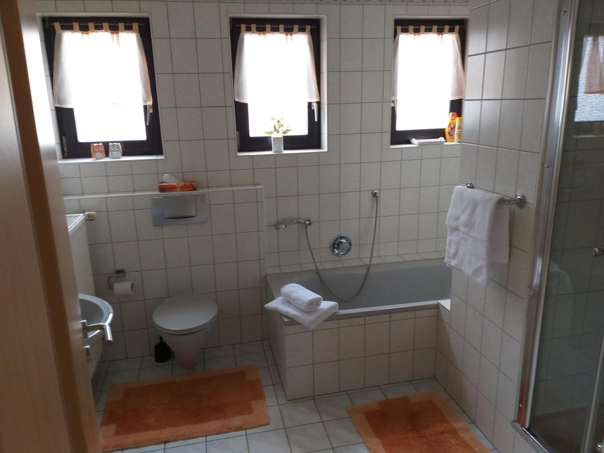 Apartment Zwei Schlafzimmer- Betten In Komforthoehe Баумхольдер Экстерьер фото